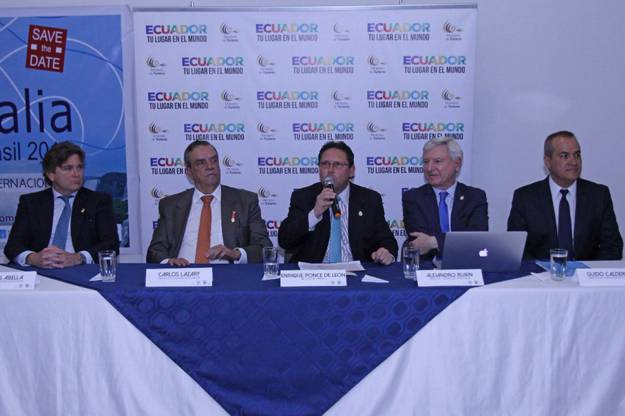 Presentación de la feria celebrada en la sede de Ministerio en Quito